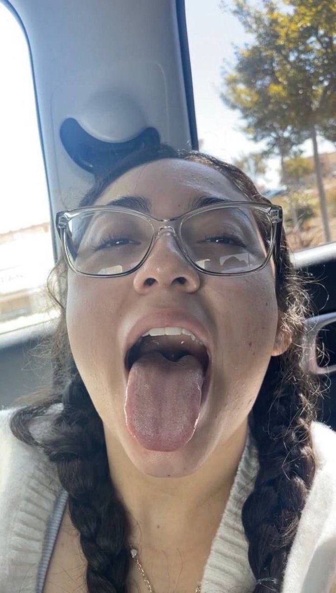 Hhhpkr's tweet photo. Who can goon to Briana and cover her in warm milk 🤤💦 dm https://t.co/76yWP09qPS