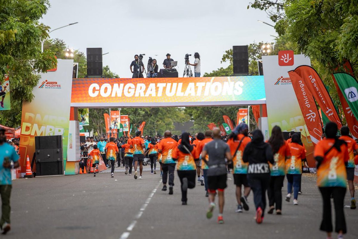 Dhiraagu's tweet photo. Still thinking about it? ππ½ββοΈππ½ββοΈπ₯
This is what you'd be part of. Thousands of runners, one island, one morning! π§‘
β³ Registration closes on 30 September 2026.
Register now ππ½ https://t.co/kUlIuo6R2C
π
Friday, 20 November 2026 | HulhumalΓ©
#DMRR2026 #BuiltToMove #Dhiraagu #DhiraaguMaldivesRoadRace #LargestRunInTheMaldives
