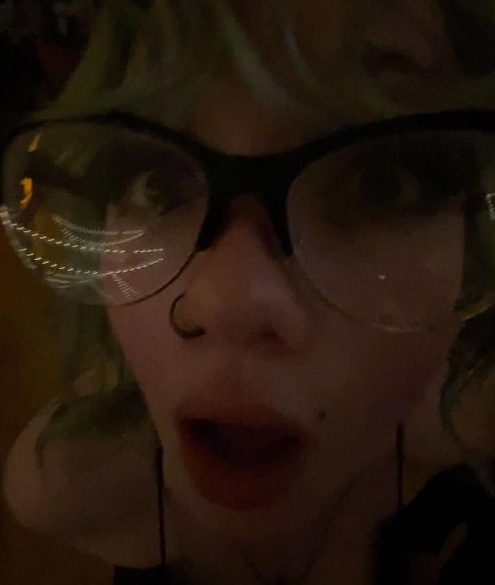 teasemeilldoit's tweet photo. Emo 🍇 bait facep0rn >>> https://t.co/17yMZoCBO7