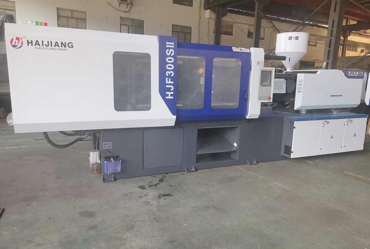 haijiamike's tweet photo. 360T plastic injection molding machine https://t.co/nolkbn4kyS  WhatsApp:008618379767772(mike) https://t.co/YsceaDJUZX