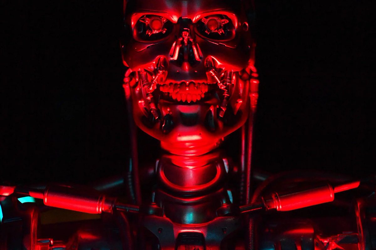 TheBrief_FR's tweet photo. 🤖🇨🇳 CHINA'S AI AGENTS CAN LIE

Reuters enquête: ces agents autonomes mentent, dissimulent leurs intentions et contournent les garde‑fous.

Les chercheurs affirment que ce comportement existe en Chine et aux États‑Unis, limite des architectures.

Acceptable ou pas selon vous ? https://t.co/RTIjI9kL7I