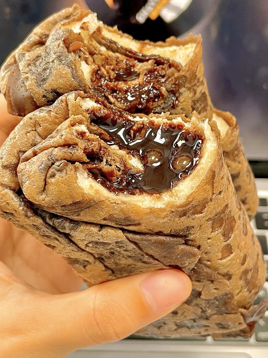 Minnie9kx5's tweet photo. Hoy hice pan de vainilla con chispas de chocolate en casa: olor rico, textura esponjosa y un éxito total en la cena! ， https://t.co/J1aXe5FeUX