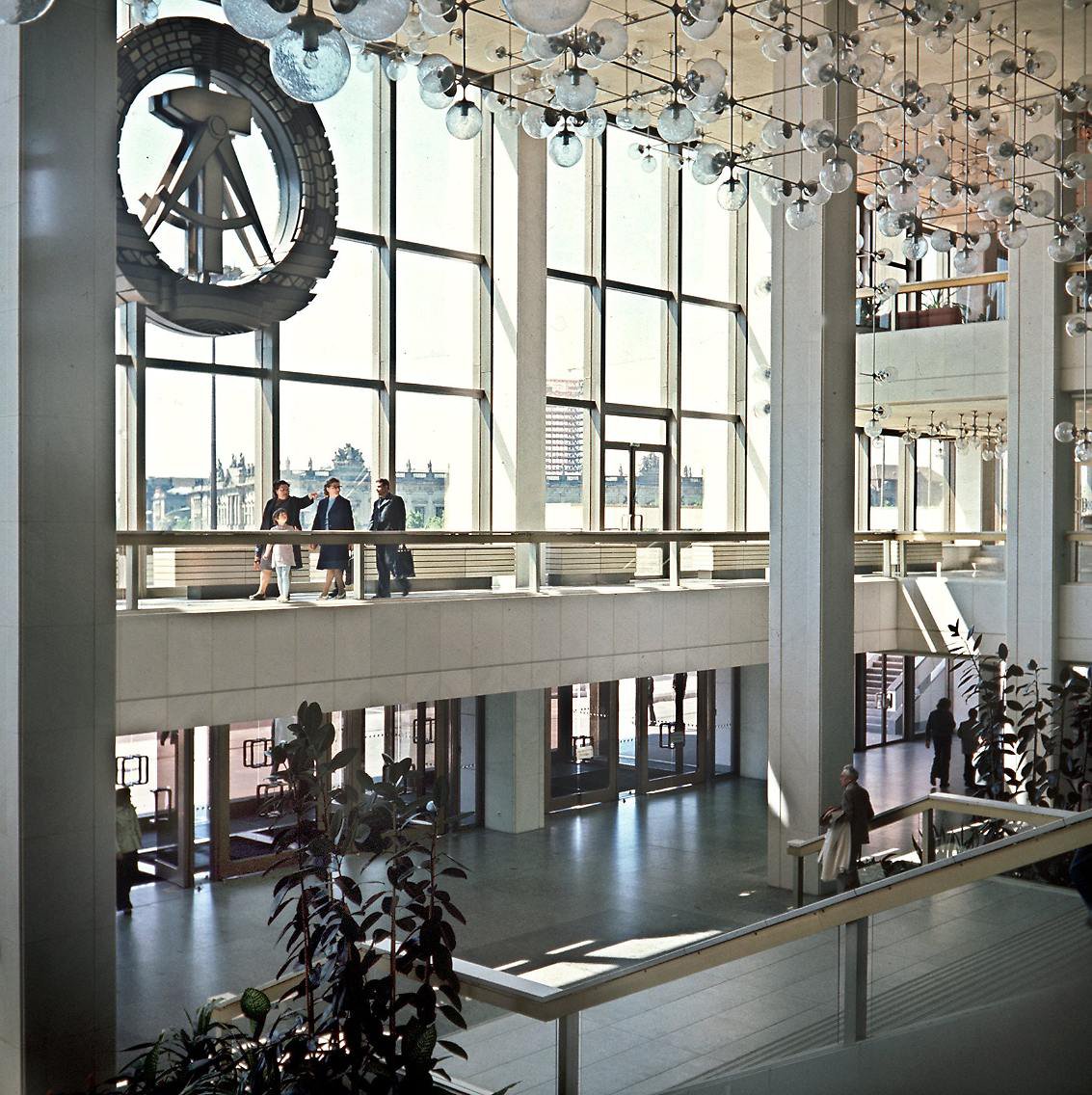 GDRvisuals's tweet photo. The main entrance of Palast Der Republik in Berlin - built between 1973 and 1976, the building was only open for 14 years. Demolition was completed by 2008. https://t.co/fiAHxvzvw0