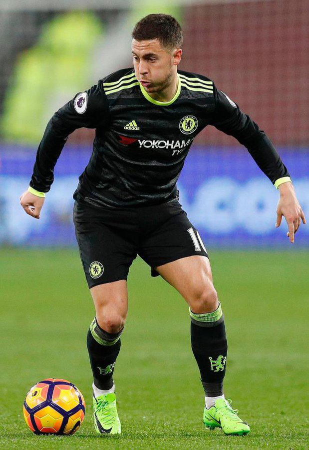 CFCDray's tweet photo. the ONE AND ONLY player in history to make uefa team of the year without playing a single minute in any european competition that year. 🐐 https://t.co/9rf2xeCQK8