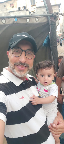 ashrafsafy80's tweet photo. hello world
We are still alive in Gaza 🥹🇵🇸
Despite everything, we are still trying to hold on
If you see this photo, please don’t scroll past in silence. Leave a word, a ❤️, or even a single dot. It may seem small, but it means so much to us. It reminds us that we are not alone. https://t.co/CH1WV8rhZw