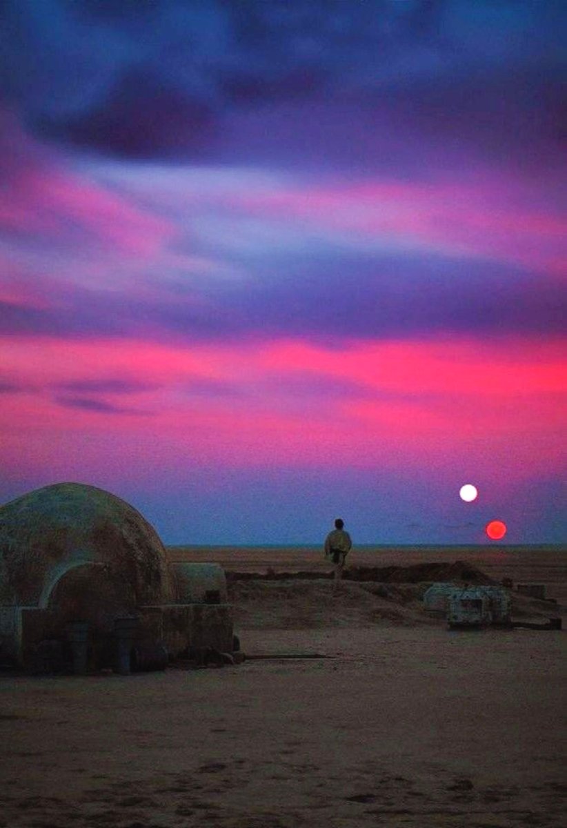 XDarthThunderX's tweet photo. Star Wars (1977) https://t.co/13Z2s1sv3B