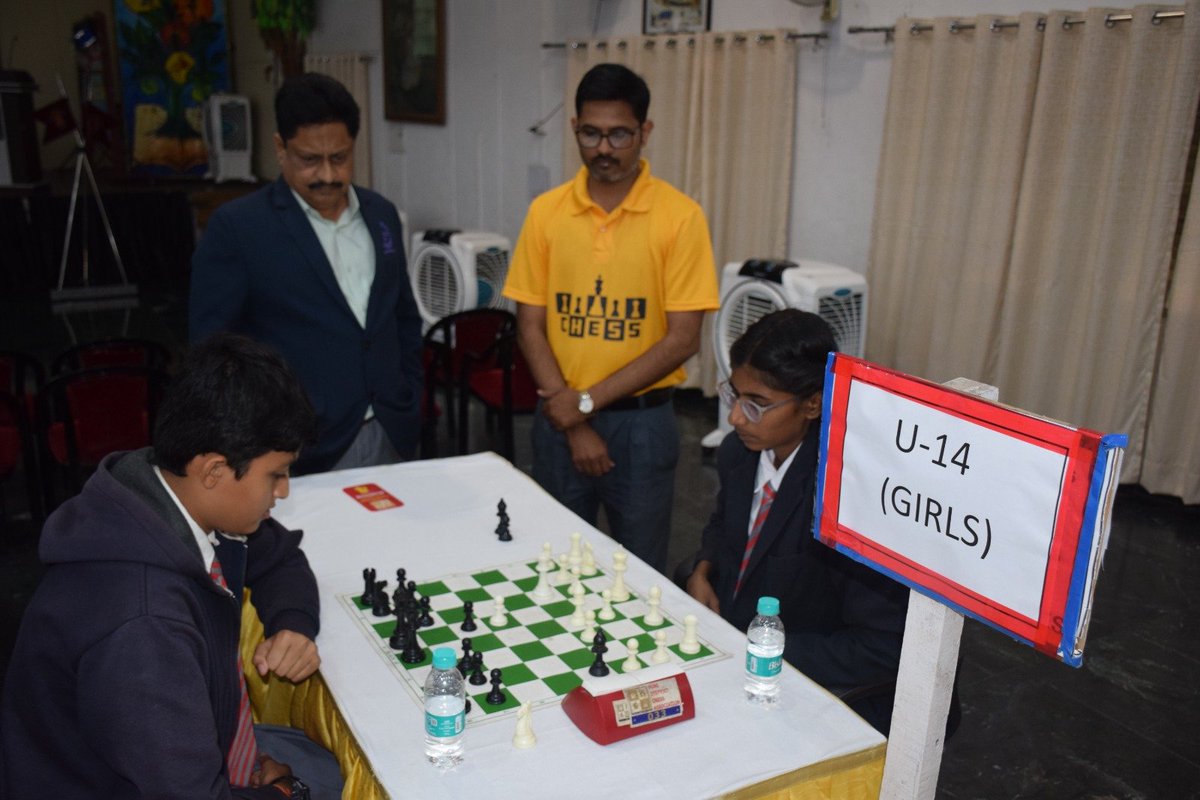apspune01's tweet photo. ♟️ Every Move, A Step Towards Excellence! ♟️
Army Public School, Pune proudly hosted the AWES Cluster Level Chess Competition, bringing together young chess enthusiasts from APS Pune, APS Dighi, APS Dehu Road, APS Khadki and APS Khadakwasla. Players competed across U-14 Girls, https://t.co/Fb3M9InY4E