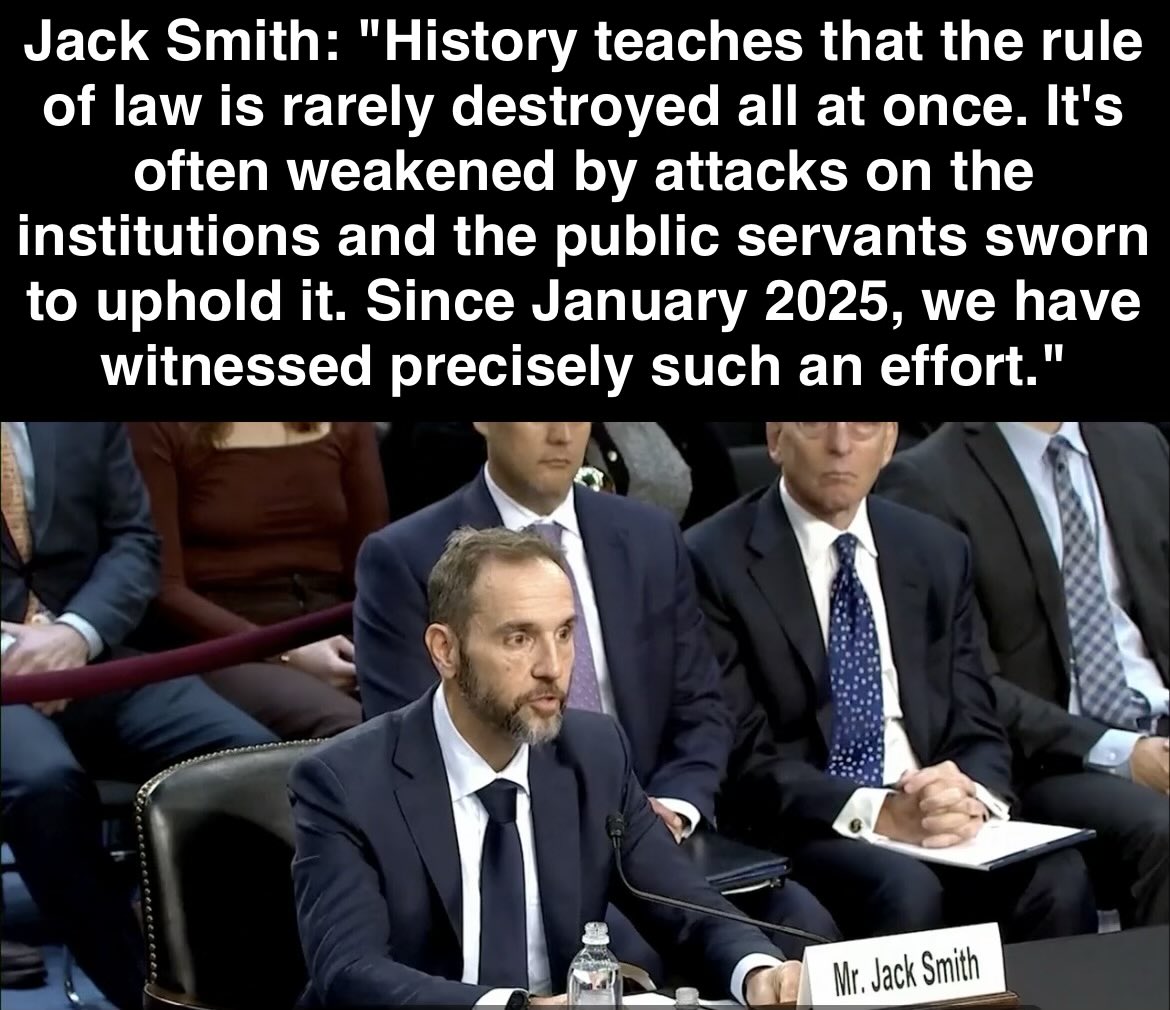 bluhue123's tweet photo. Do you SUPPORT Jack Smith?

Yes 👍 No 👎 https://t.co/gMn4dS5wC4