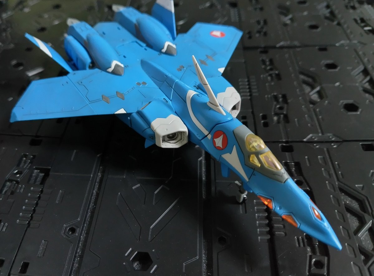 arms285002's tweet photo. #今月作ったプラモ晒そうぜ
今月はマクロス、ゾイド、ガンプラと色々やった感じ。
振り返ると、パイロットフィギュアの塗装があるキットばっかりだったw https://t.co/kTIhfx4boK
