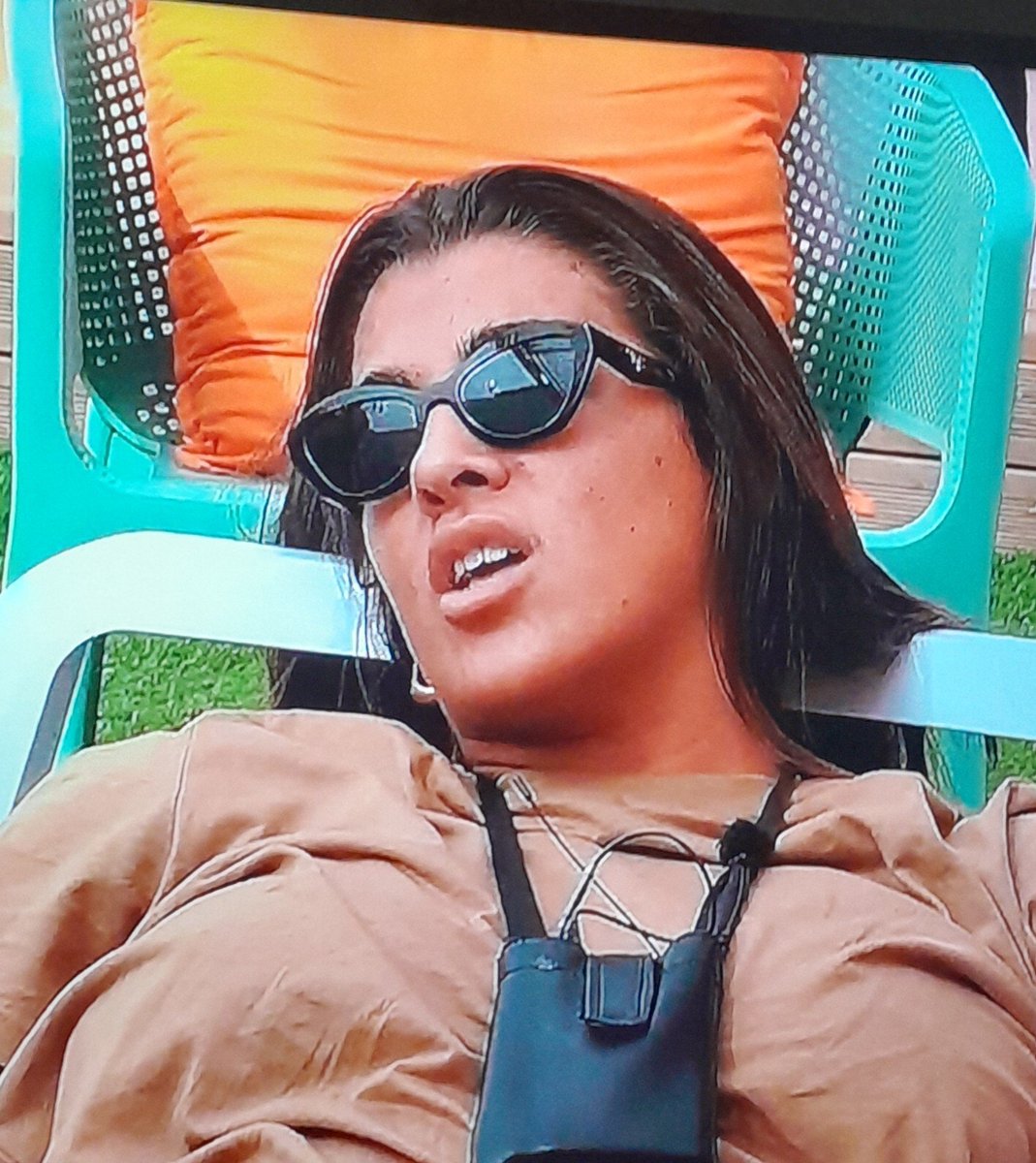 LSTW039444's tweet photo. O zaza é uma nodoa em todos os sentidos, o namorado da barbara parado o derrotou no padel, tem zero noção da vida, nem gerir dinheiro sabe, o unico talento q tem é menosprezar e inferiorizar os outros, ele e a mirandela
#bbtvi #bballatars https://t.co/btBndExRwL