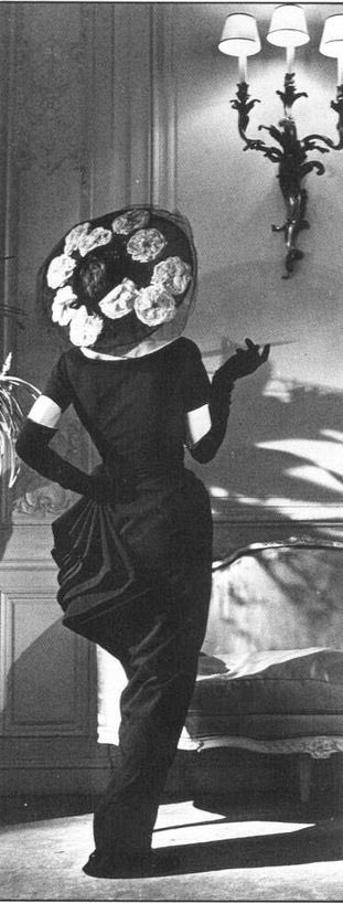 Lesflappers's tweet photo. Look 47 from dior ss27 by Anderson was inspired by Christian Dior’s Zig Zag collection https://t.co/fdQOkpPFGW