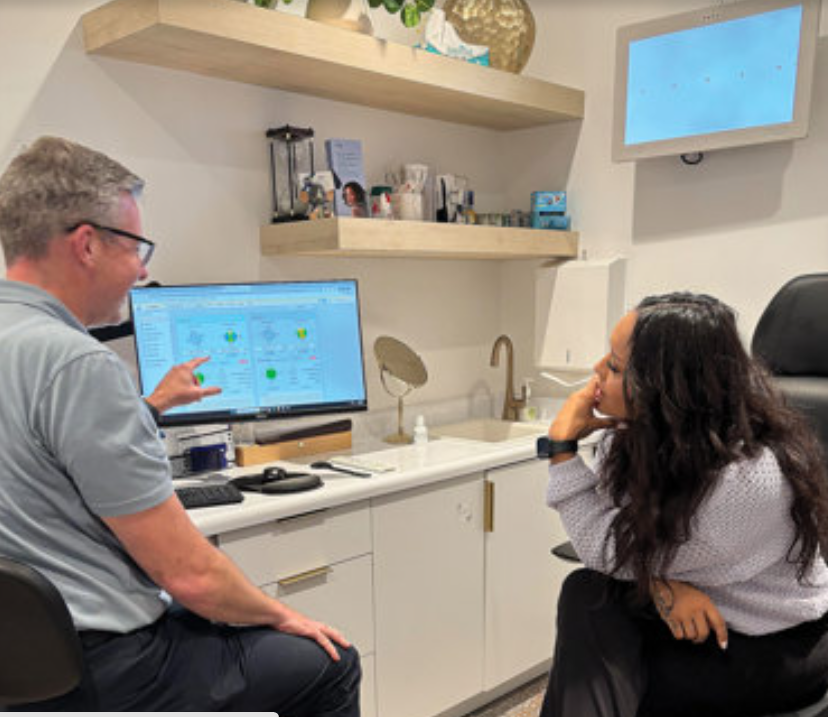 OptoManagement's tweet photo. 👁️ Your patient says their contact lenses are “fine.” But could they be better?

Tessa Sokol, OD, explains why annual contact lens exams should be technology reviews, not simply prescription renewals.

💡 Read more: https://t.co/Rjn8UJWc4o

#ContactLenses #Optometry https://t.co/jMJIFljIN2