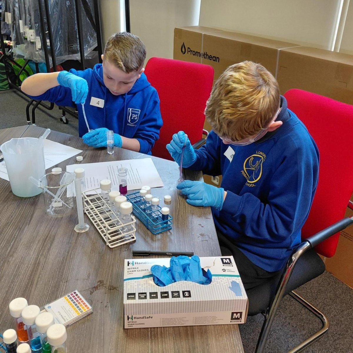 SmartSTEMs's tweet photo. Fantastic day hosting a Hub event at Whitburn Academy on Sept 24 with @OgilvieHomes.

We welcomed back Erin, a past pupil, as a guest speaker. From there, pupils from the 6 local feeder primary schools attended interactive workshops and got a glimpse of their future high school. https://t.co/FuoWksY6L4