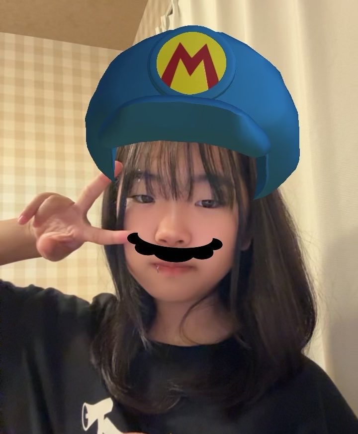 87chan0729's tweet photo. Tiktokのこのエフェクト可愛いよね https://t.co/G2DZVH0ckC