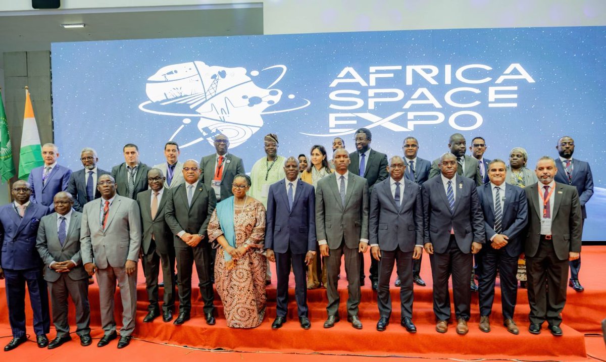 OSS_Comms's tweet photo. At #ASPEX2026, the @OSS_Comms highlighted how Earth Observation, geospatial data and AI can support environmental decision-making, climate resilience and sustainable management of Africa’s resources. #EarthObservation https://t.co/fC5Dl2jFjX