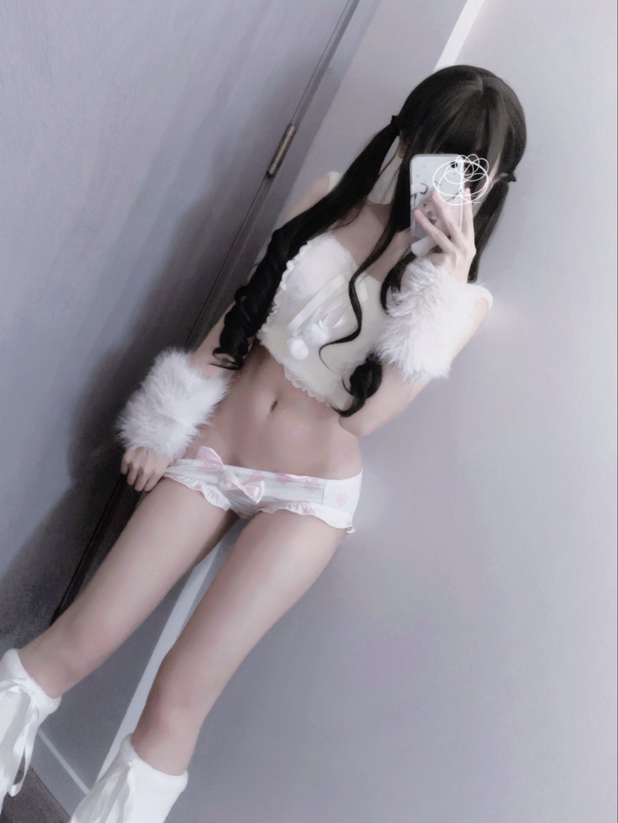 Yug928's tweet photo. 一年前的我 还很嫩… https://t.co/j2RA15coVC