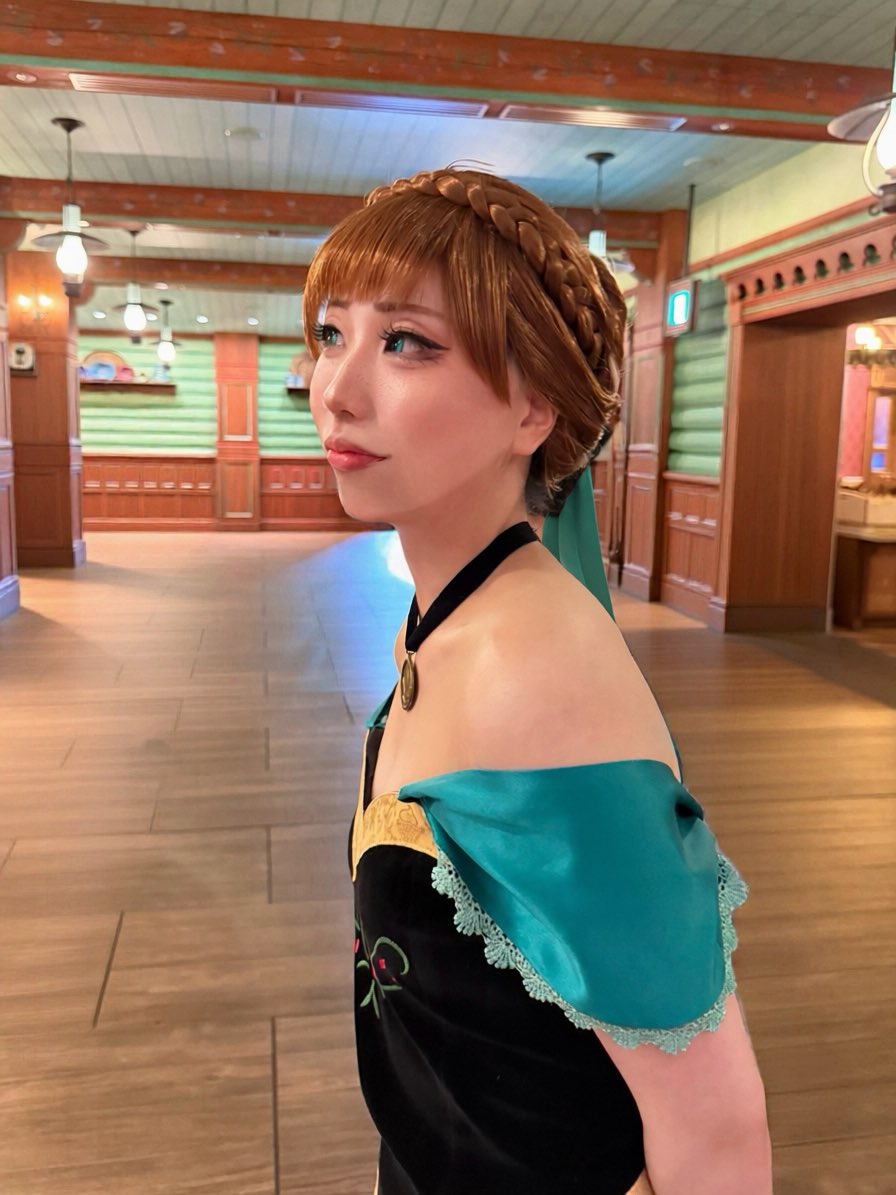 noa__041228's tweet photo. 今年はね、プリンセスになってきたの https://t.co/FeLOgEJwD1