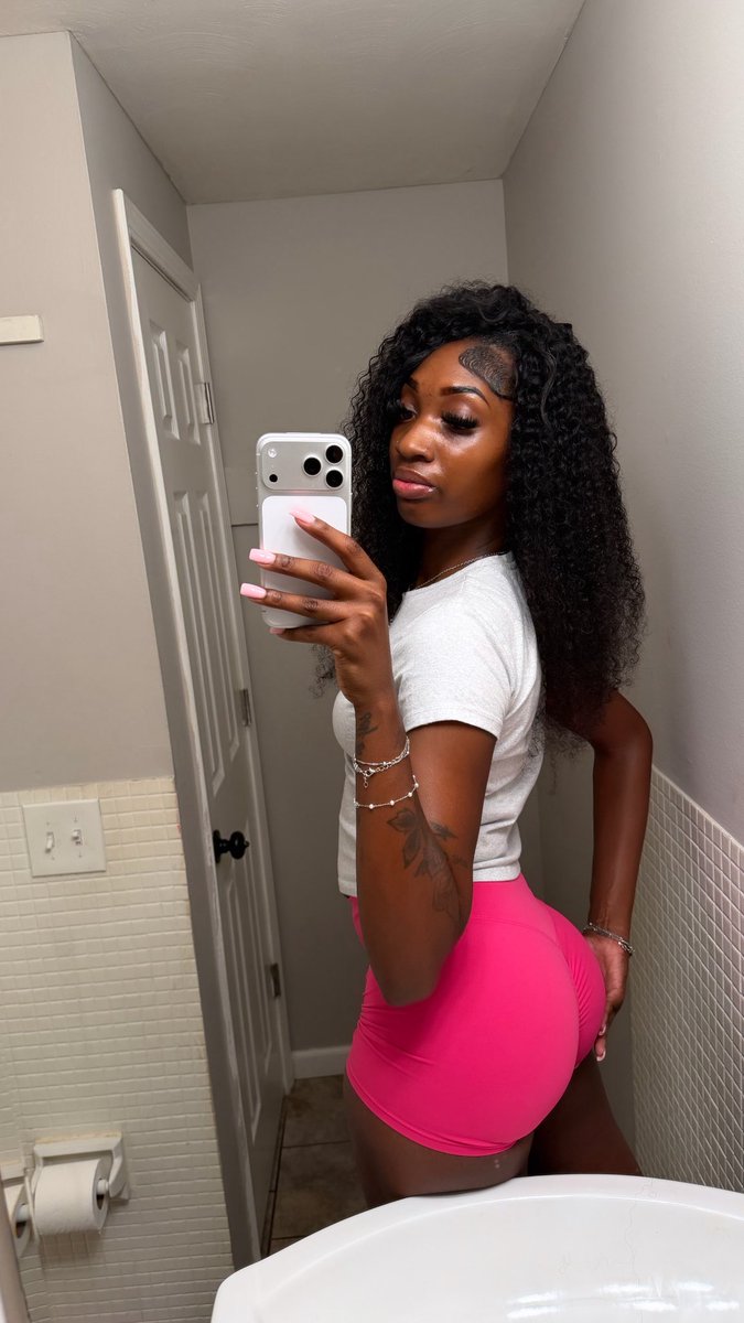slimmm_x1's tweet photo. 🌸 https://t.co/lkUiZh771l