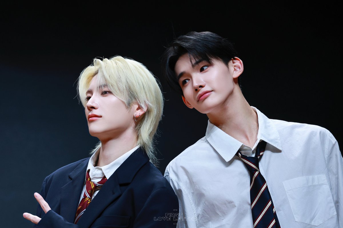 floveletter_jo's tweet photo. 260930 Weverse Fansign    

#JO #ジョウ #죠 #YUMA #ユウマ #유마 
#andteam #앤팀 https://t.co/thB1rt5pgS