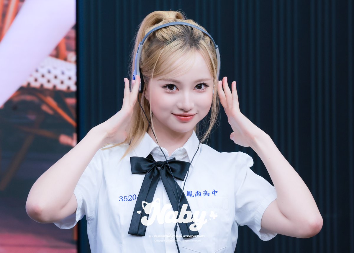 OBD_Naby's tweet photo. 260912 HQ
🎧🎵
#OURBIRTHDAY #아워벌스데이 #OBD 
#BABY #베이비 https://t.co/fe1zZMBe4S