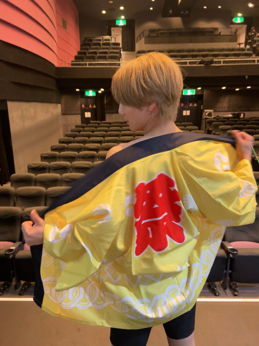 maito_sakuragi's tweet photo. バトライブ2026
〜超民覚醒！わっしょい！スパボ秋の超激戦!!〜@ SHIBUYA PLEASURE PLEASURE

ありがとうございました‼️
超民祭最高でした！
今回の敵も強かったけど皆んなのおかげで
倒す事が出来た❕

今回劇中で
「誰かといる事で、悩むこともあるかもしれないけれど」
っていう台詞があったんだけど、
それでも、皆んなやメンバー、家族だったりお友達を選ぶし、1人でいるより全然いいよね！それがきっと愛だし、1人では見れない景色があるんだよね！
これからも一緒に歩んで行こうね🌈

今日は改めて盛り上がってくれてありがとう！来れなかった人もアーカイブあるよ📹

そして‼️
次のバトライブ、11/23公演の
最速先行抽選も始まっています🎫
ついに、最終決戦なので是非✨

もう、次は始まっている、、
https://t.co/O4PuVvZVyu
（⚠️明日まで）

#THE超BOYS #バトライブ2026