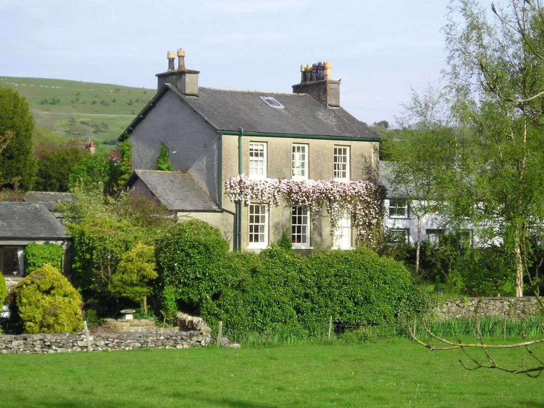 TheHolidayCots's tweet photo. π‘ Character & Countryside in Cartmel πΏ
Brimming with character and surrounded by beautiful scenery, Field Beck enjoys glorious views across the local fells, creating a wonderful setting for a relaxing countryside escape. β°οΈ
ποΈ 6
https://t.co/huxiVIMP86
#FieldBeck #Cartmel https://t.co/K77xBHRdnb