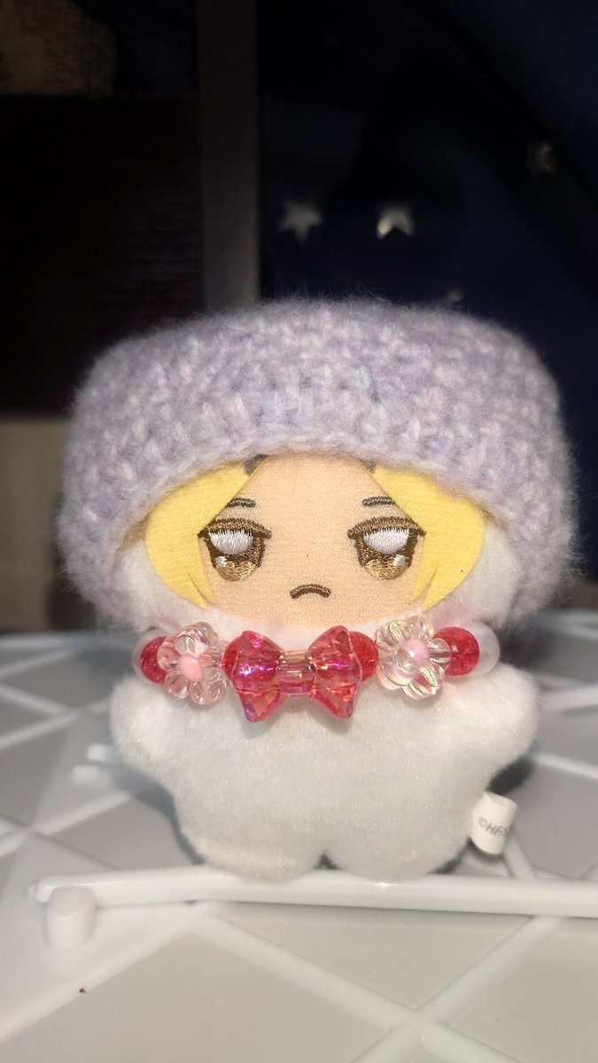 moonlightjelly's tweet photo. TLにニット帽をかぶったオシャレなちみたちを見てたらやるしかねえ！となり...
🎮「ゆーちゅーぶでみたやつをさんこうにしつつ、やってみたかったあみかたもやったんだよね。あたまにたいしてぜったいにおおきいとおもうけど」
...何でだろうねぇ🤔

 #うちのちみけも https://t.co/7AKn562Leu