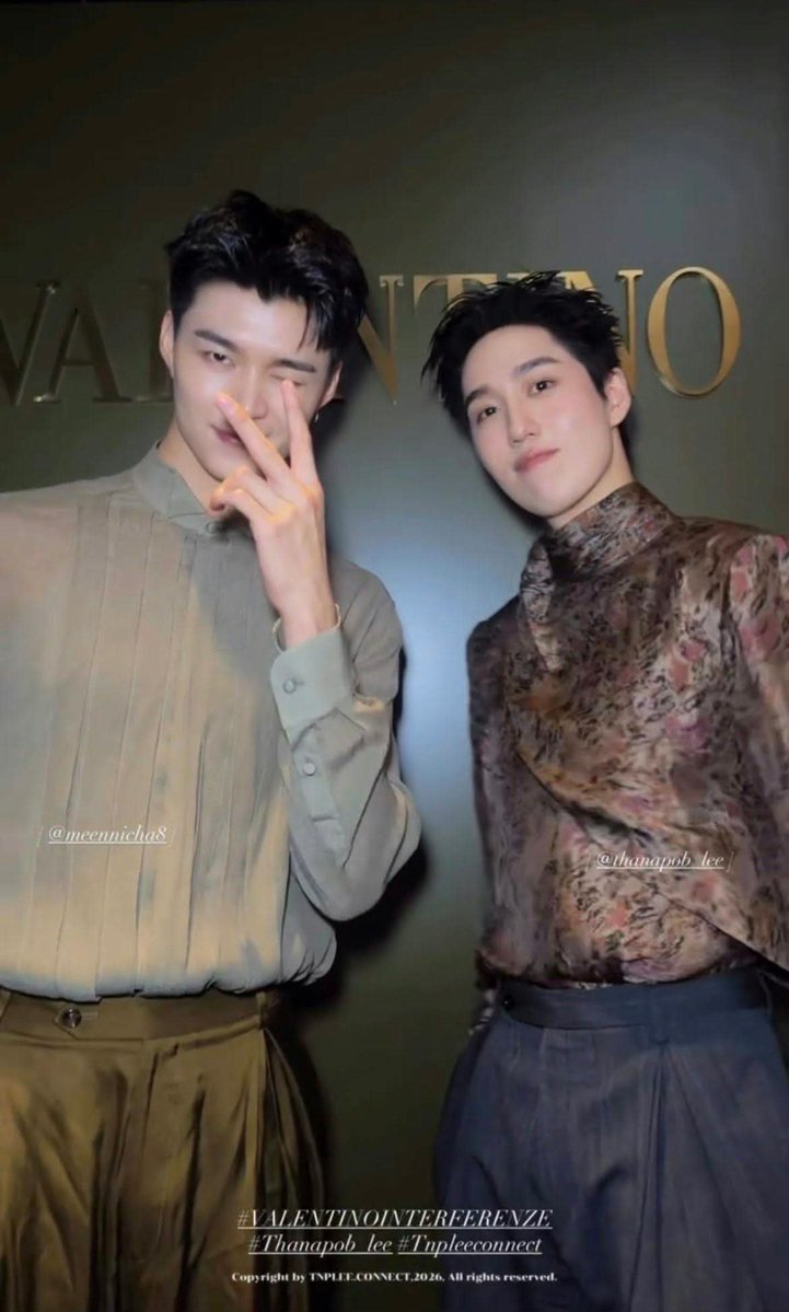 222NantANgalcsh's tweet photo. Thank you @MaisonValentino for having ‘Meen’ at ‘VALENTINO INTERFERENZE LUNCH / DINNER’ 🙏

MEEN WITH VALENTINO
#ValentinoInterferenze
#Meennicha8 https://t.co/CiYPXKPcmP