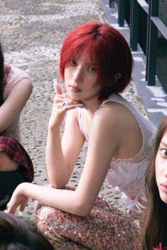 nmixxiee's tweet photo. NMIXX’s Bae debuts red hair. https://t.co/isMJ4MnFdZ