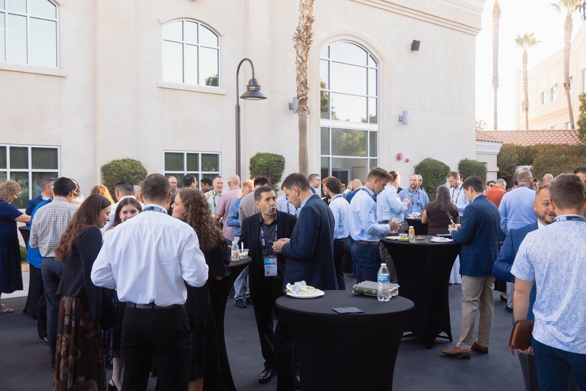 PaulChappell's tweet photo. Beautiful SoCal morning for an outdoor breakfast. Join us now as we begin the AM sessions of @slconference. Live stream at https://t.co/4yMoKe9rJR
#GodIsAble #slc26 https://t.co/t54vYXvWYy