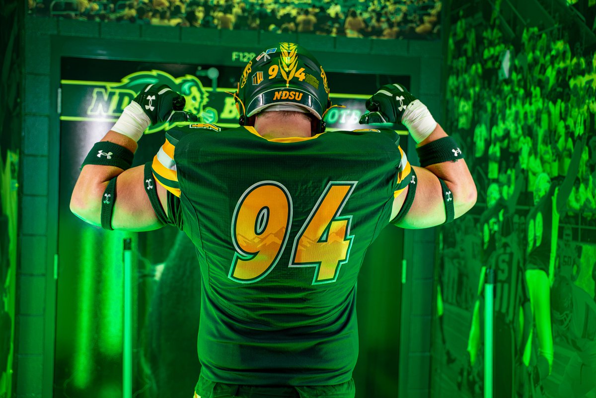 NDSUfootball's tweet photo. Own the standard https://t.co/tSSSgHPzUS
