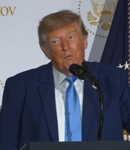 polymarketjapan's tweet photo. 【速報】🇺🇸トランプ大統領、行政AI窓口「https://t.co/YOq9GVtKKr」の大統領令に署名

・各省庁の手続きを、話しかけるだけの1つの入り口に集約
・「AIの成長を決して阻害しない」とも
・大統領令の本文ではAIを「スーパーインテリジェンス」と表記

今月中にAI改名の大統領令が出る確率が72%に上昇 https://t.co/y9BLLy8pJq