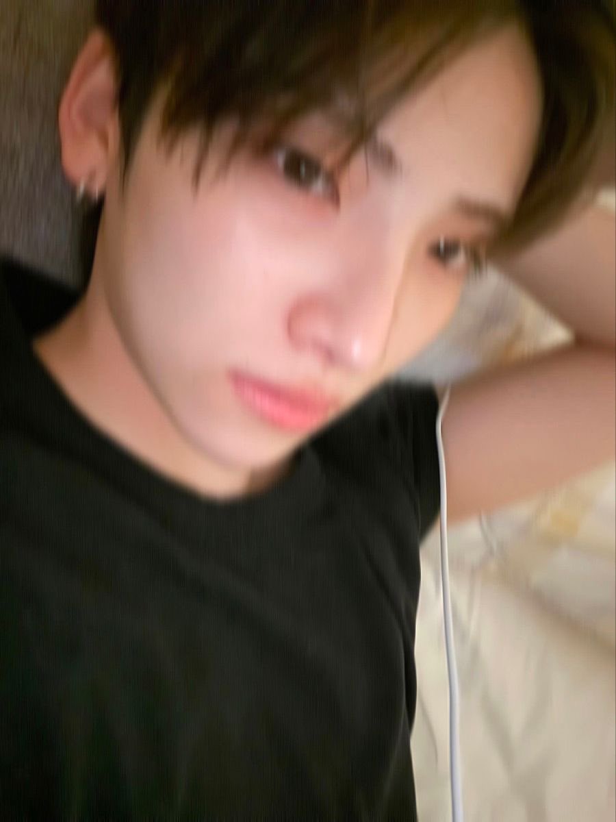 Sarangchu_chu's tweet photo. 3년 사이에 이랬던 윰냥이가 ———> 이렇게 됨 ㅁㅊ https://t.co/8IXQCeXBXr