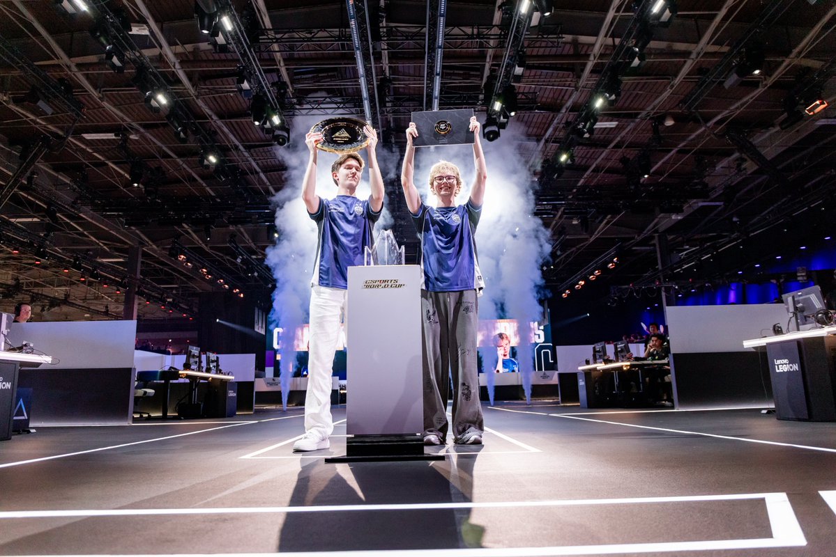 userisstack's tweet photo. 🚨 [ SOURCES ] 🚨

EWC 2027 will be played in Trios in Reload 🎮🏆 

#EWC2027 https://t.co/9RKuCfvgcp