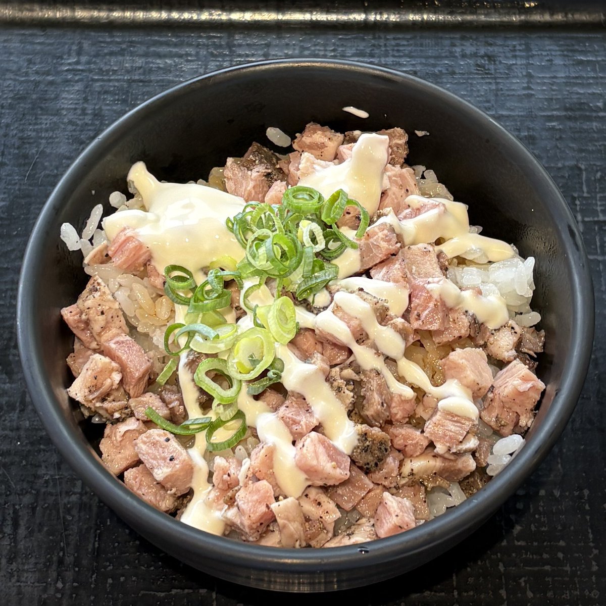 MSS6454's tweet photo. #ストライク軒 
#和歌山中華そば
#豚マヨ丼

ちょ��と前によって食べた
スープもチャーシューもうまかったよ
豚マヨ丼もセットでお得
またよった時食べよ https://t.co/VAcYxuxS0V