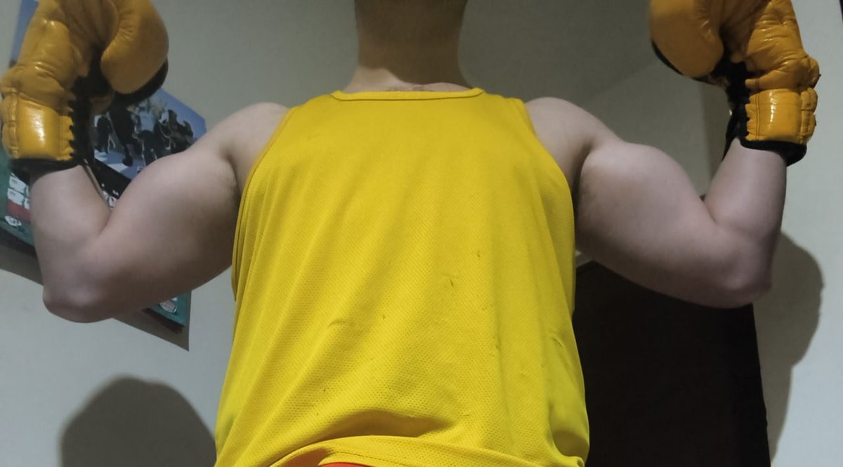 Yamatsumi3's tweet photo. Guess I do have a lil something for #biceptember haha
Gloved and pumped! https://t.co/mVFqHqmdgq