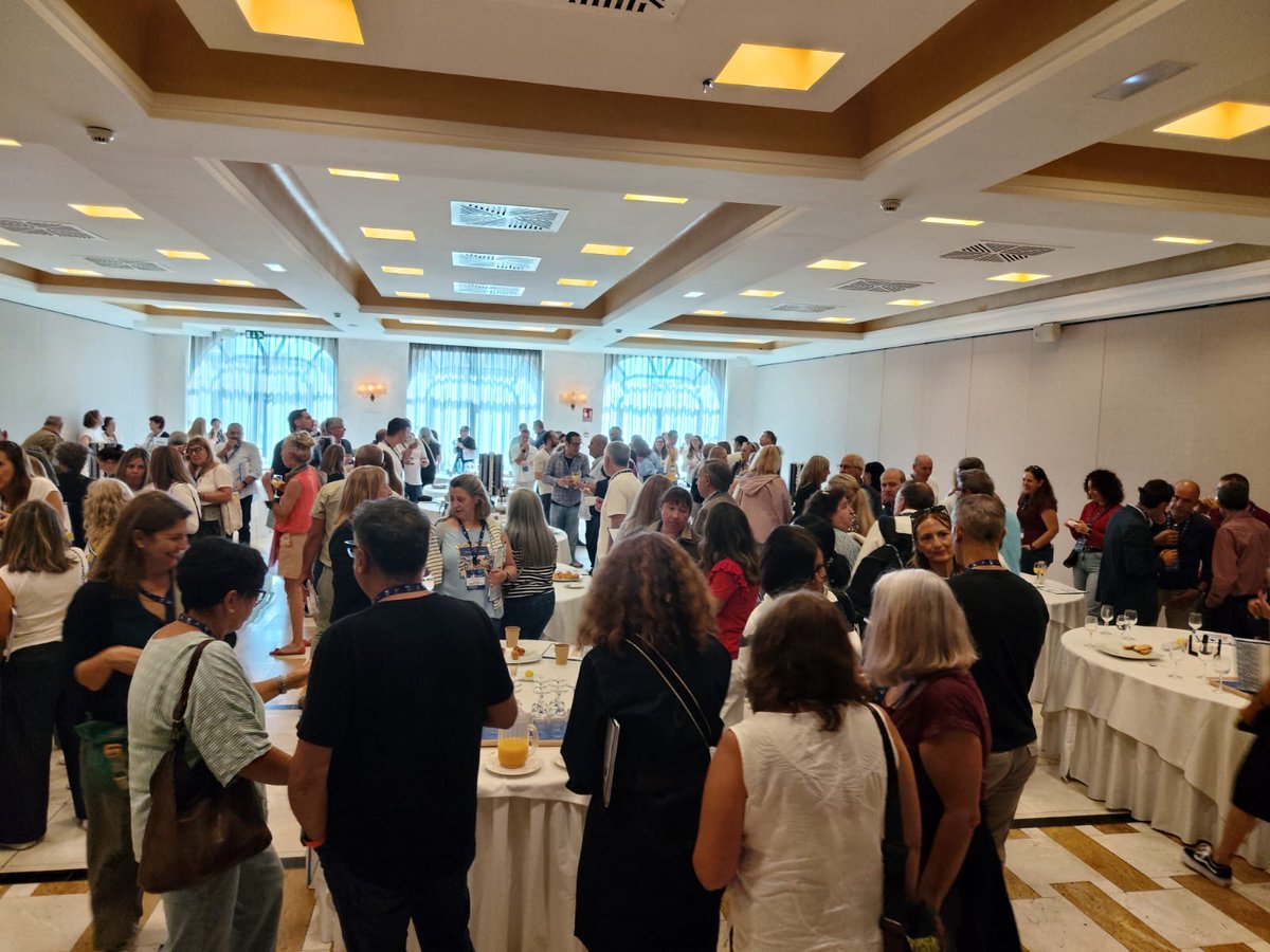 docentes_CSIT's tweet photo. El sindicato de Docentes de Madrid está participando hoy en el X Congreso General de CSIT Unión Profesional en Toledo.
Seguimos defendiendo nuestros derechos y reivindicaciones, para construir una educación pública de calidad.
#DocentesDeMadrid #CSIT https://t.co/Gjea7cfeyU