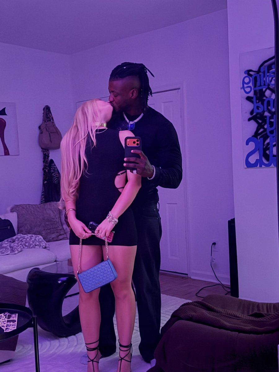 QueenSimp34's tweet photo. 🥰 #blacked #bnwo https://t.co/iT27FNhzF6
