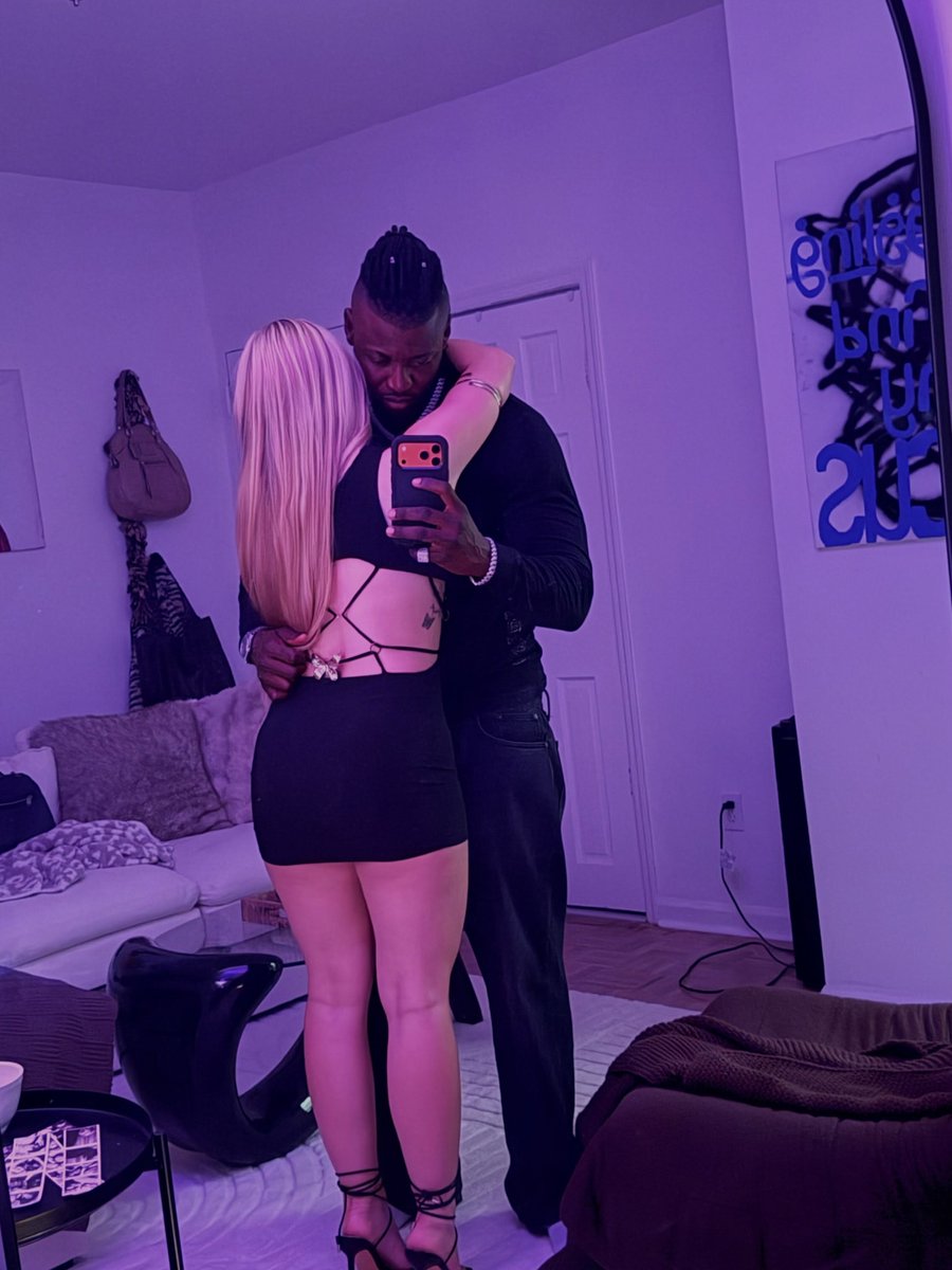 QueenSimp34's tweet photo. 🥰 #blacked #bnwo https://t.co/iT27FNhzF6