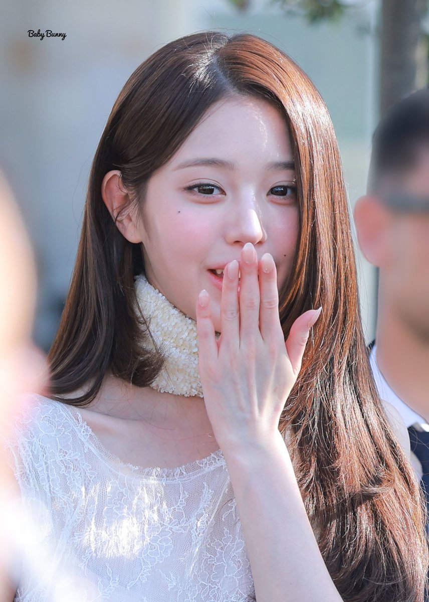 babybunny831's tweet photo. 260929 Dior Fashion Show 

Our Dior Princess🩷

WONYOUNG IN DIOR

#WonyoungDiorSummer27
#JANGWONYOUNG
#WONYOUNG
#장원영 #ウォニョン
#IVE #아이브
#DiorSummer27 @Dior https://t.co/jej6kToh7Q