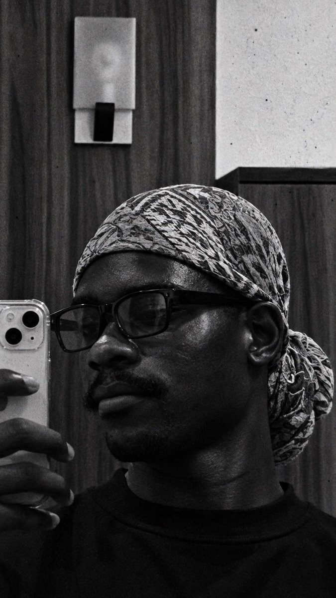 Thedanieloreofe's tweet photo. I wore this to 303 sometime ago https://t.co/SIO0VlYark