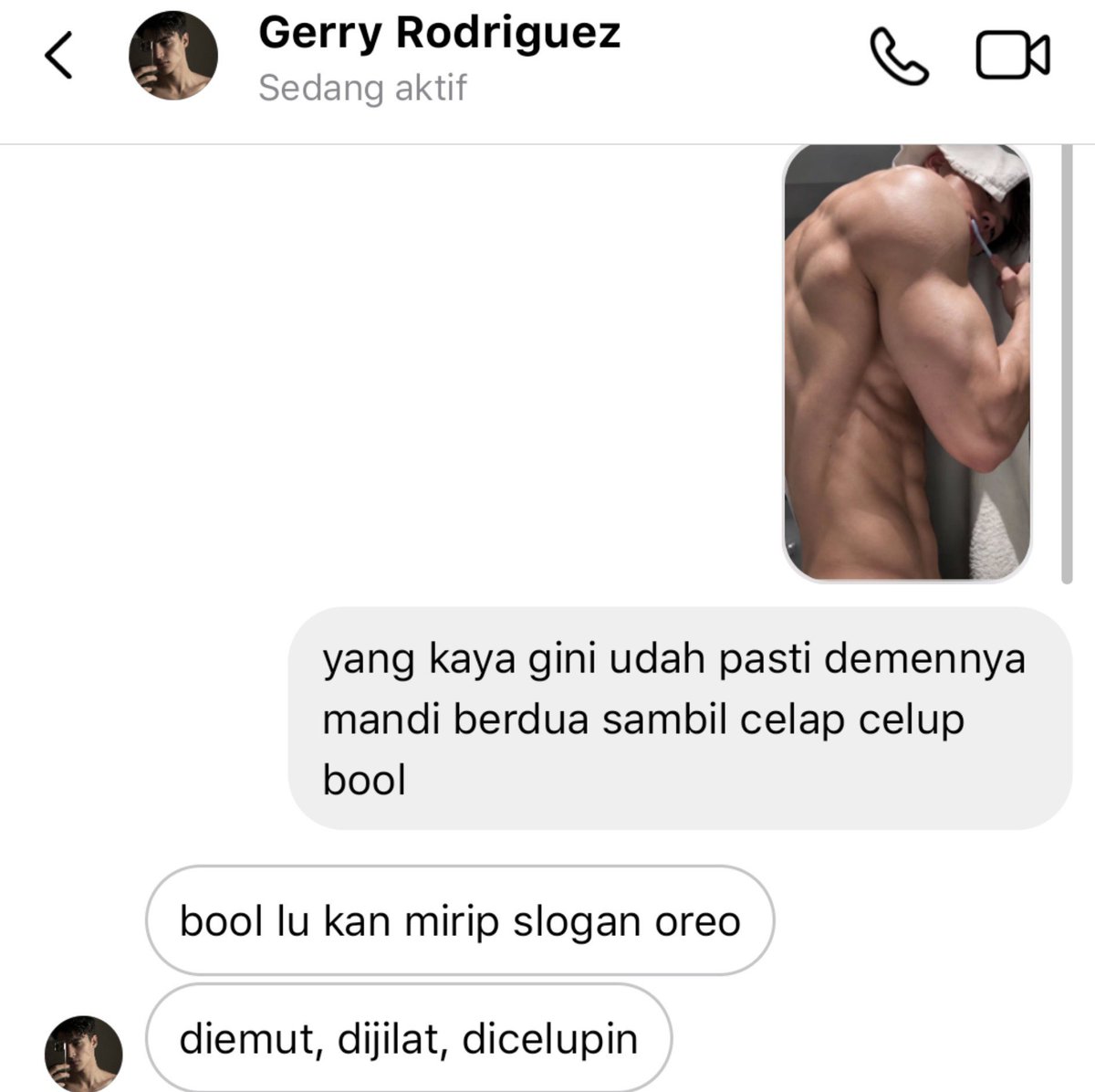 xaleston's tweet photo. au bxb 🔞 :
— partner sekamar 

bagaimana jika cinta dengan nafsu bisa membuat perasaan denial https://t.co/bWJmr2lpr9