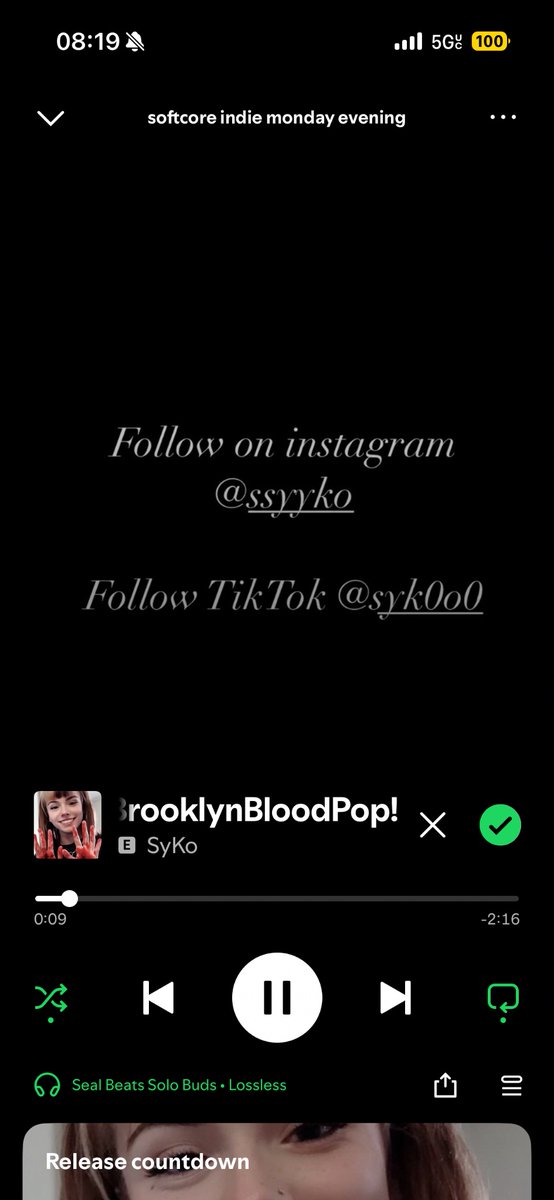 majorityvotee's tweet photo. @Spotify I do not pay $11.99 a month for you guys to do this to me https://t.co/TwsKoRE7It