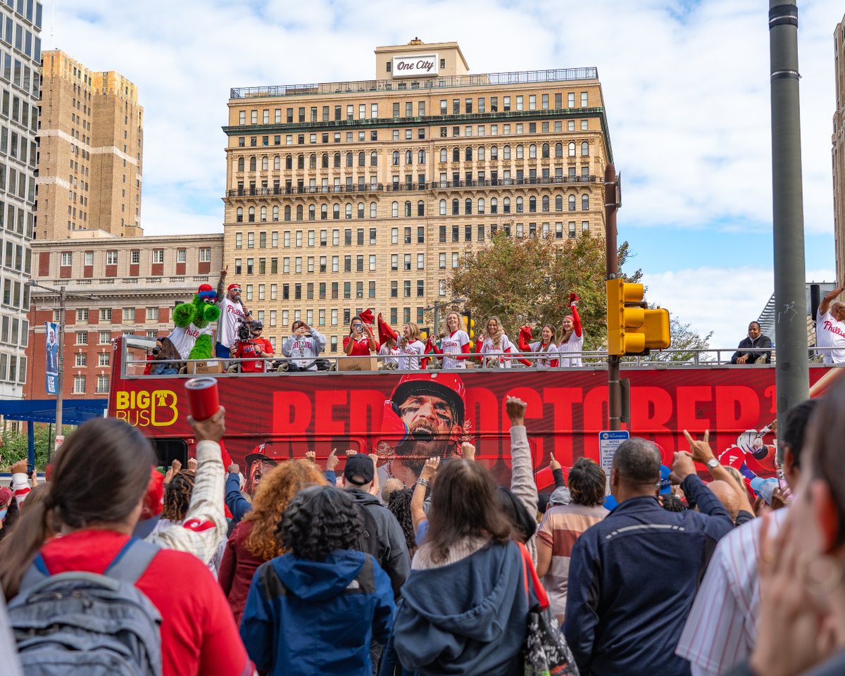 PhiladelphiaGov's tweet photo. The Rally for Red October Bus Tour hit City Hall, and we are ready for the postseason!

Wishing you the best of luck here back home today, and all series long. 

Let's go @Phillies! ❤️ ⚾️ https://t.co/LOWu3F4lrV