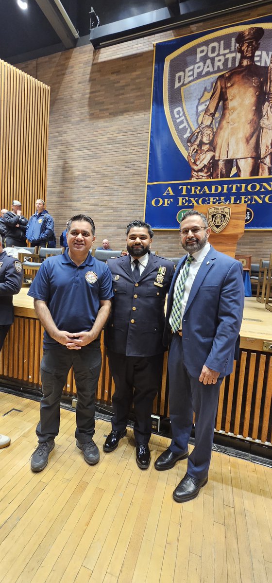 NYPDMuslim's tweet photo. Congratulations to our brothers and sisters on their well-earned promotions! These achievements are a testament to their hard work, dedication, and unwavering commitment to service.

We are incredibly proud to celebrate this milestone with our members and share in the joy of their success.

Special kudos to Deputy Inspector Muhammad Islam on this outstanding achievement! @NYPD62Pct

May you all continue to reach new heights and inspire those who follow in your footsteps. Wishing everyone continued success in their careers and beyond!
@NYPDnews @NYCMayor