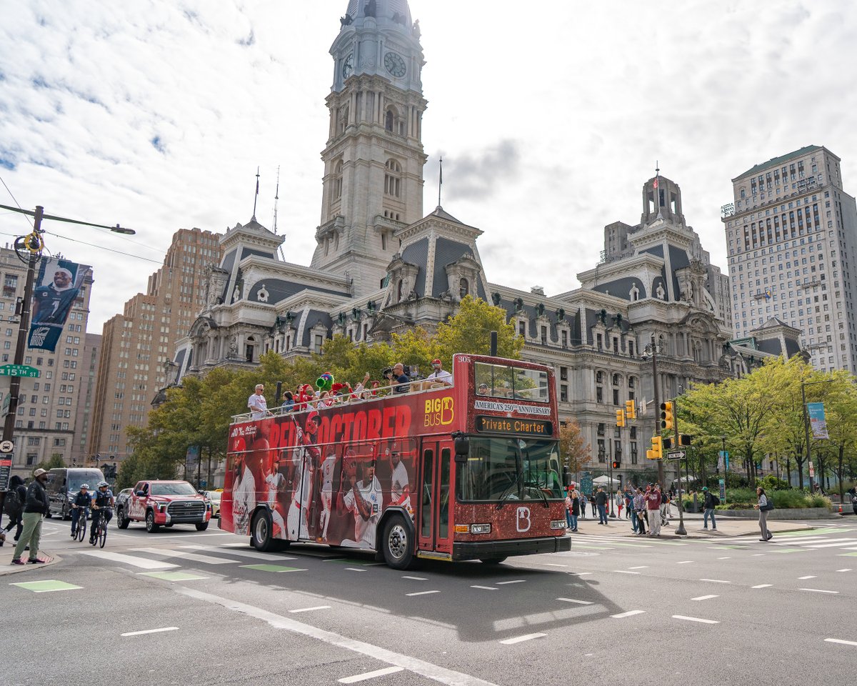 PhiladelphiaGov's tweet photo. The Rally for Red October Bus Tour hit City Hall, and we are ready for the postseason!

Wishing you the best of luck here back home today, and all series long. 

Let's go @Phillies! ❤️ ⚾️ https://t.co/LOWu3F4lrV