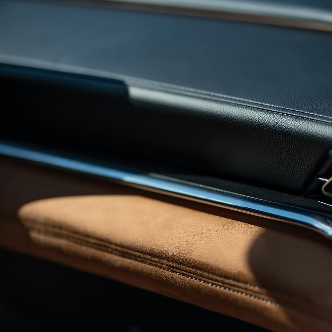 MazdaEspana's tweet photo. Diseño, autonomía y carga rápida para acompañarte en cada viaje.
El Mazda6e combina una conducción fluida con la confianza que aporta la movilidad eléctrica.
#Mazda6e #CraftedWithJapaneseSoul #MazdaEspaña
⚡ 16,6 kWh/100 km. CO₂: 0 g/km. https://t.co/y1nEWyVLZI