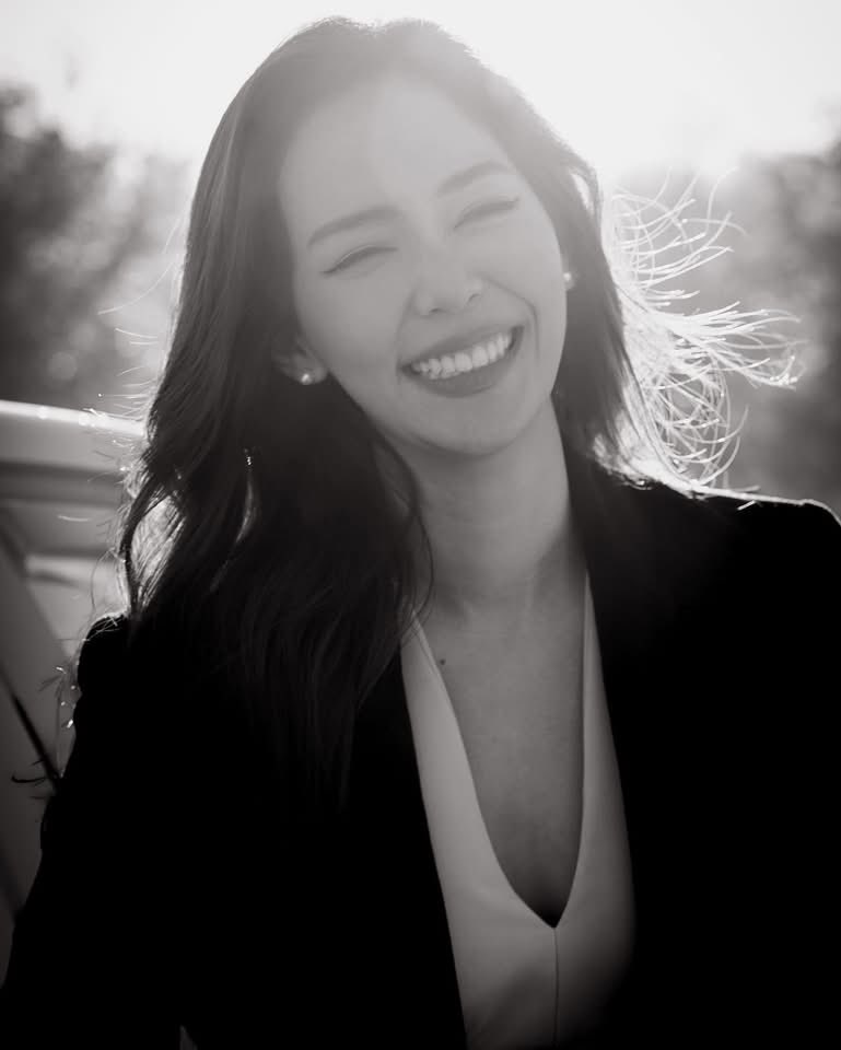 FSukviphas's tweet photo. ชอบจังผู้หญิงที่ยิ้มสวยแบบนี้ มองไงก็ไม่เบื่อ☺️☺️น่ารักไม่ไหว https://t.co/cX0lfyfi8l