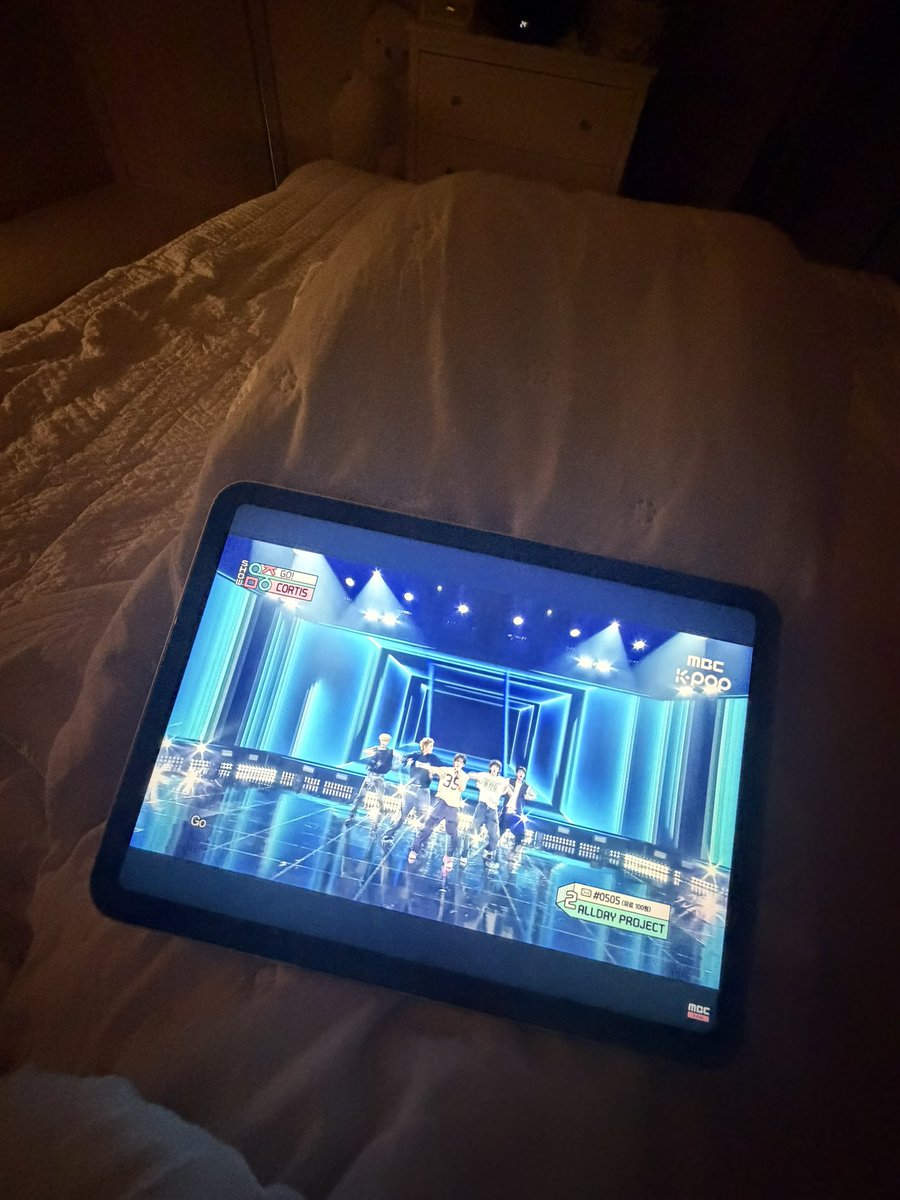 Nsusb111's tweet photo. 8시간 뒤에 당장 시험인데 미쳤지
심각한 코르티스 중독이야 https://t.co/DHTmJMS8uU