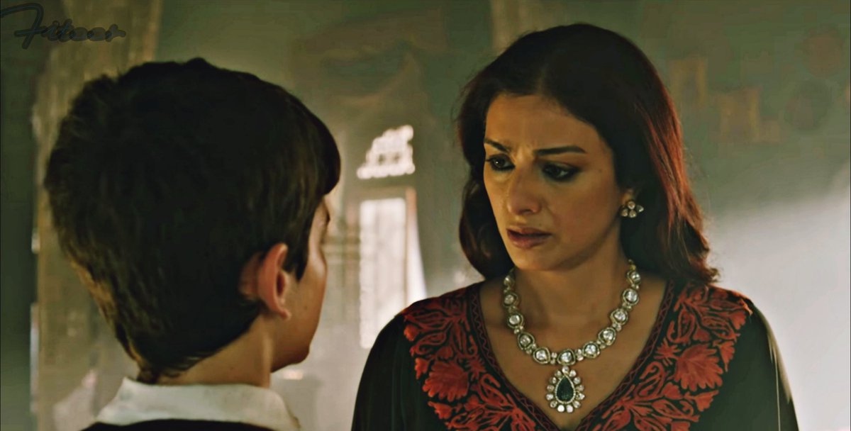 Dracaris555's tweet photo. Woh jo kahi nahi thi,
Woh jo haar jaga thi..
Tabu's acting 🎱
#Fitoor 🎯 https://t.co/E0LjUloEIU